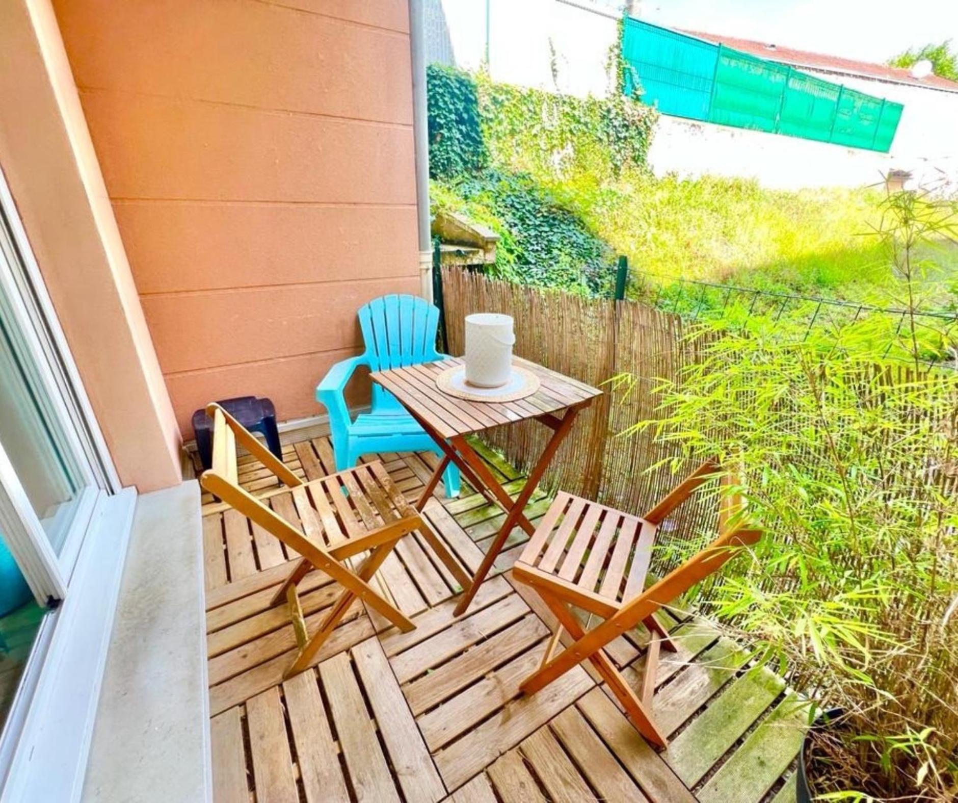 Apartamento Le Renoir Terrasse De Plain-Pied Et Piscine Limoges Exterior foto